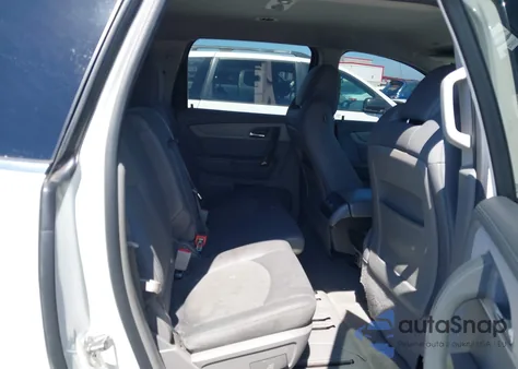 2015 Chevrolet Traverse 1Lt z USA, uszkodzony, nr VIN 1GNKRGKD1FJ283882